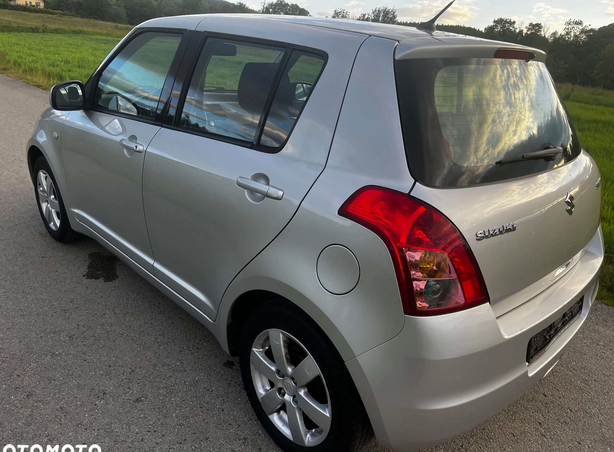 Suzuki Swift cena 17999 przebieg: 143000, rok produkcji 2009 z Kargowa małe 121